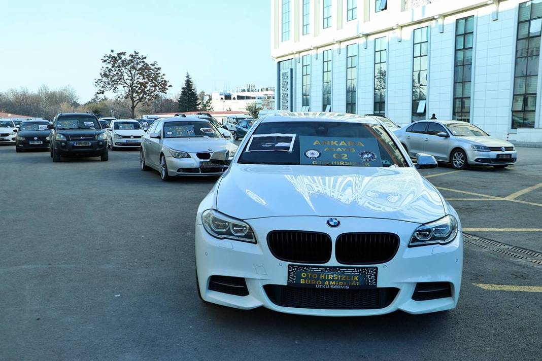 Depremzedelerin otomobilleriyle alçak vurgun! 5 kentte eş zamanlı operasyonda onlarca kişi gözaltına alındı 8